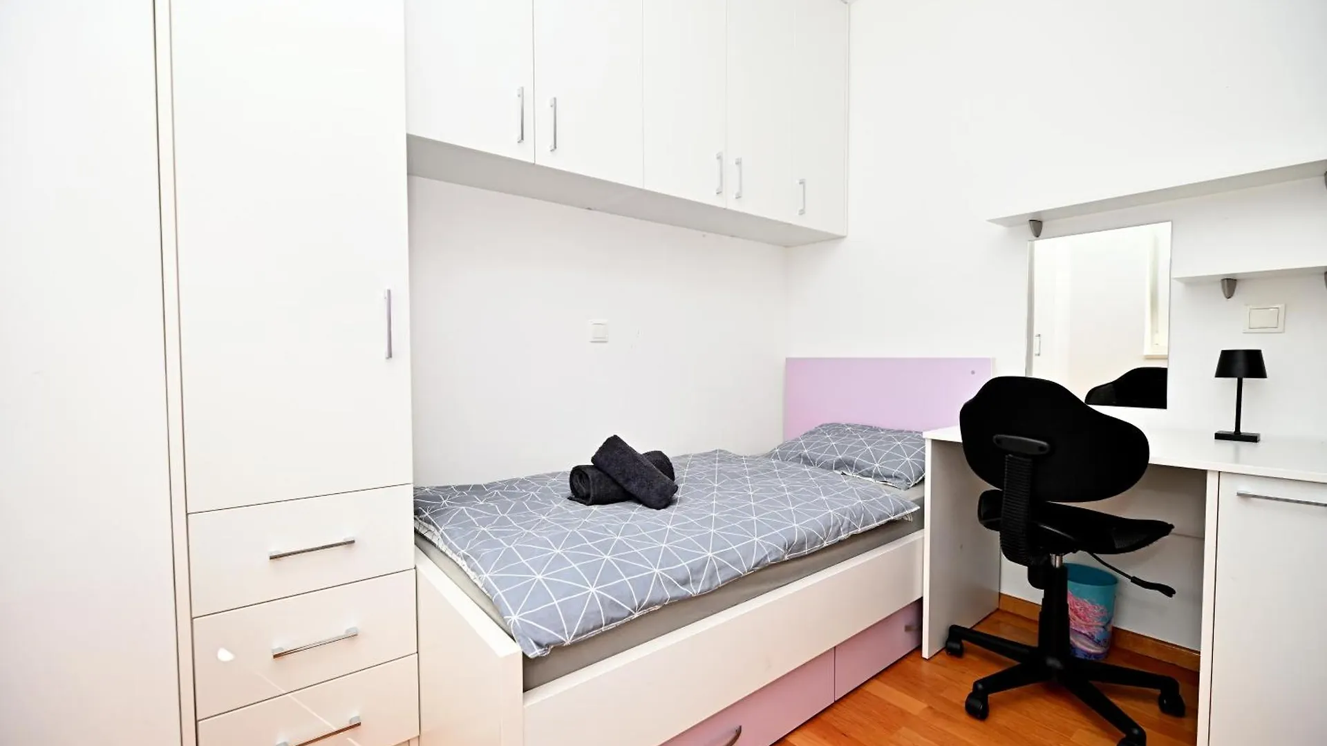 Apartment Heidi With Parking Zadar