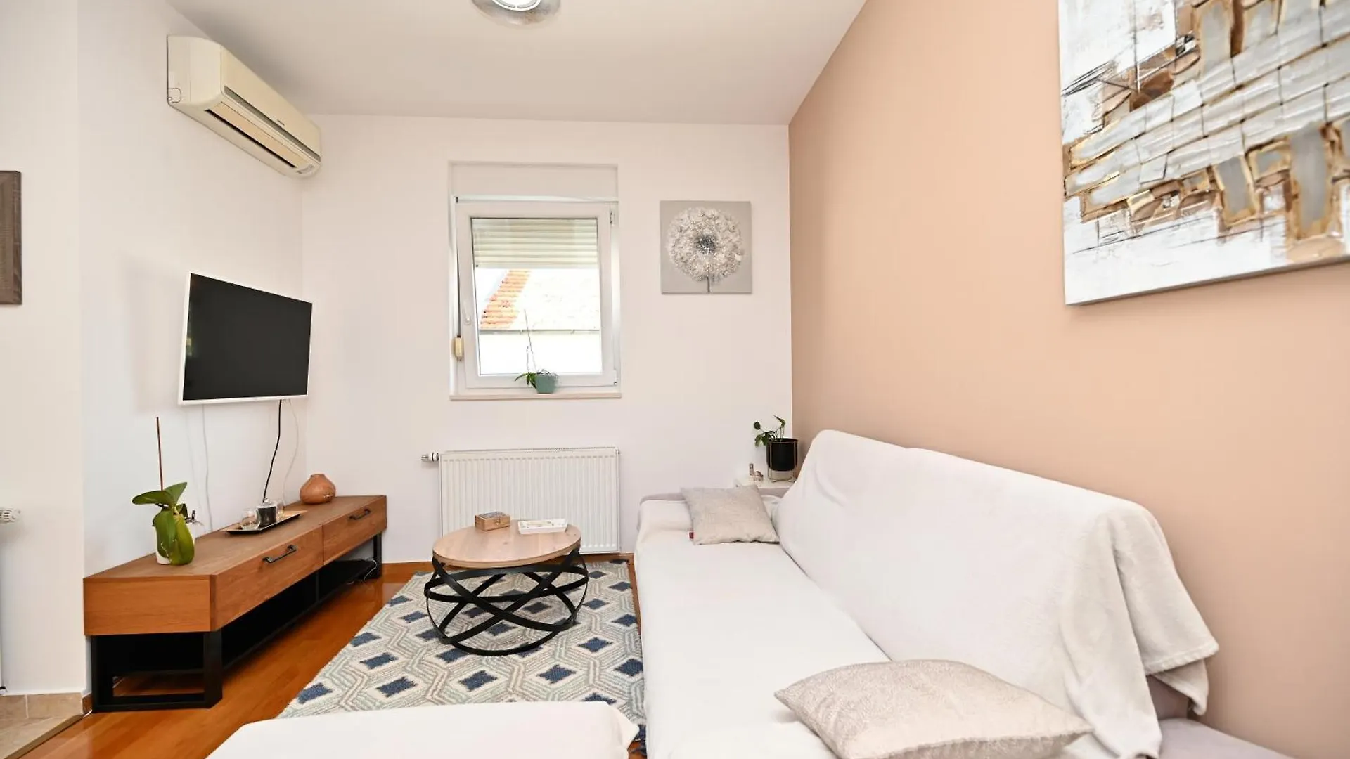 Apartment Heidi With Parking Zadar